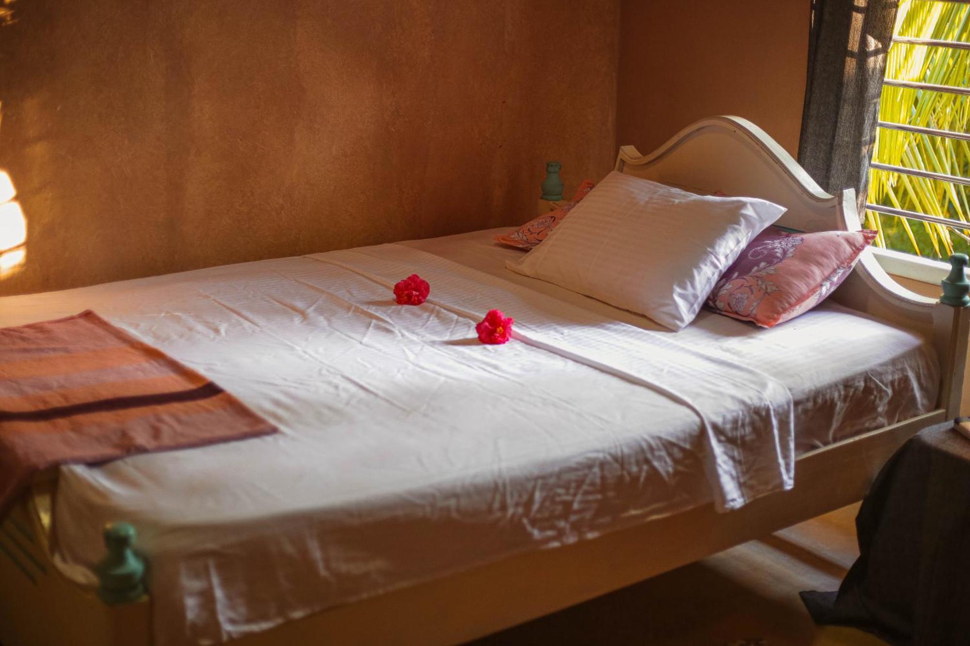 Tehan Homestay Dikwella Szoba fotó
